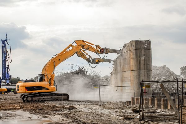 Silo Demolition in Hampton