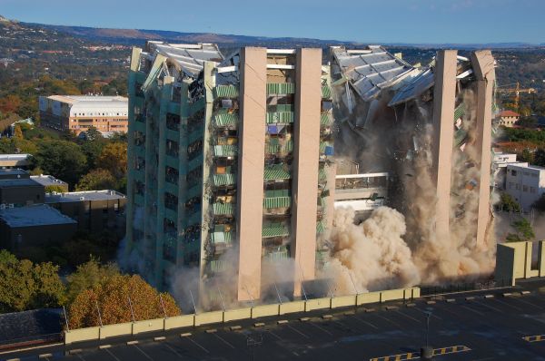 Building Removal in Hampton